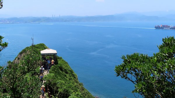 110.0512 基隆嶼登島登塔繞島三合一1385441