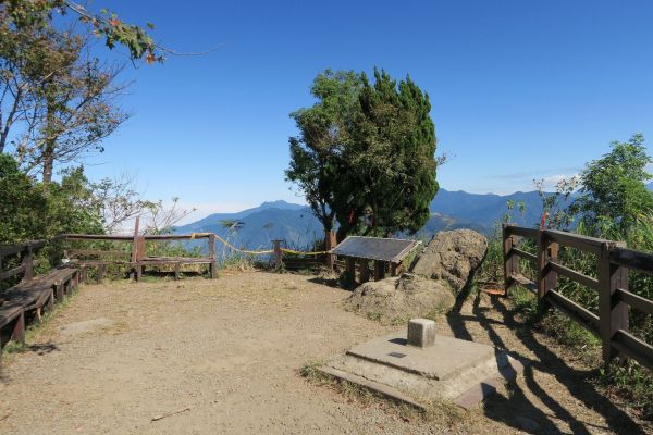 2016-12-14馬那邦山207441