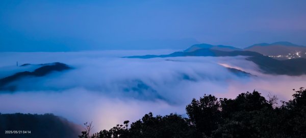 #二格山 #琉璃光 #雲海流瀑 #雲海 #手機拍攝 5/212793588