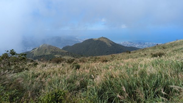 113.10.27大屯山主峰-二子山西峰-二子山東峰2638823