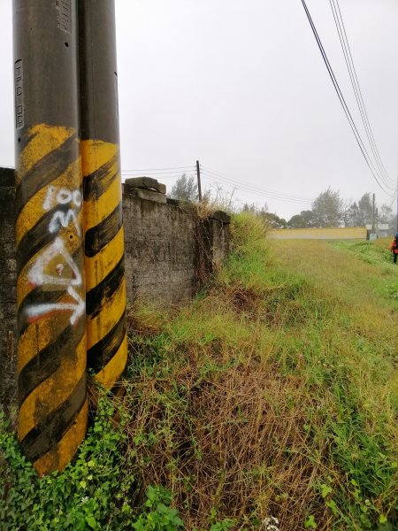 輕鬆好走但我們遇上微雨強風~小百岳鐵砧山918650