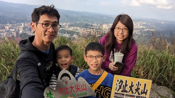 汐止大尖山 天秀宮停車場起登2056836