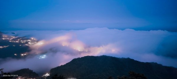 二格山 #琉璃光 #雲海流瀑 #雲瀑 #火燒雲 #霞光 #日出 6/192815295