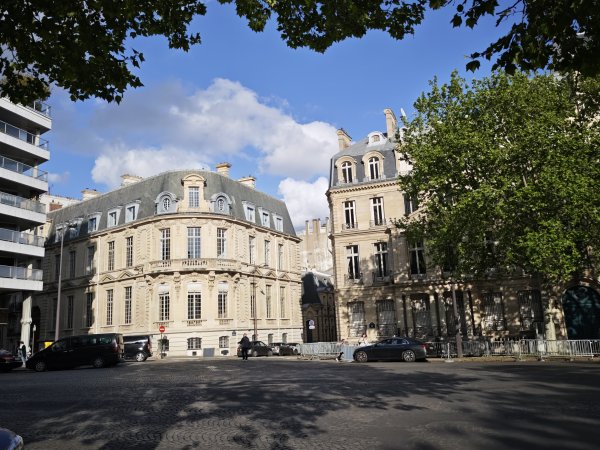 2025_0423 倫敦馬拉松順遊西歐 D5c(法國巴黎-凱旋門)2787189