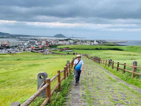 1140812 Jeju 城山日出峰。牛島2860819