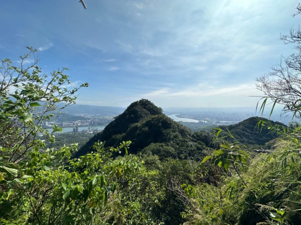 《LEE登山趣》硬漢嶺 尖山路線 攀繩2364916