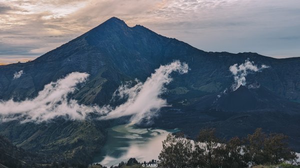 【海外健行】黯然消魂的火山攀登：龍目之巔林賈尼火山2823253