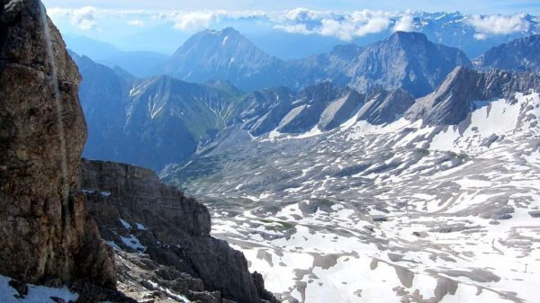 🔺德國/巴伐利亞邦/楚格峰，H2962m（德國基點、金十字架）