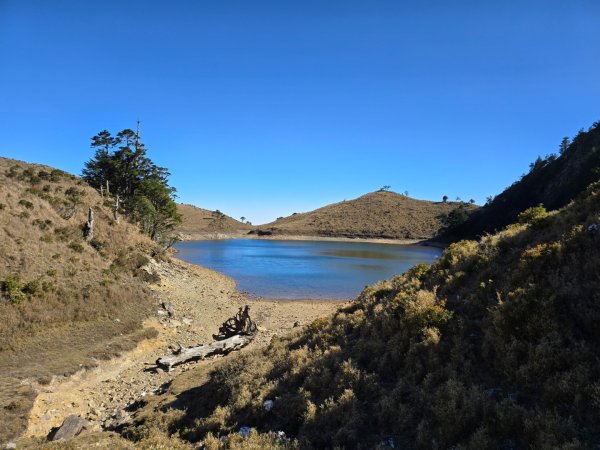 六順山七彩湖 202402252440092