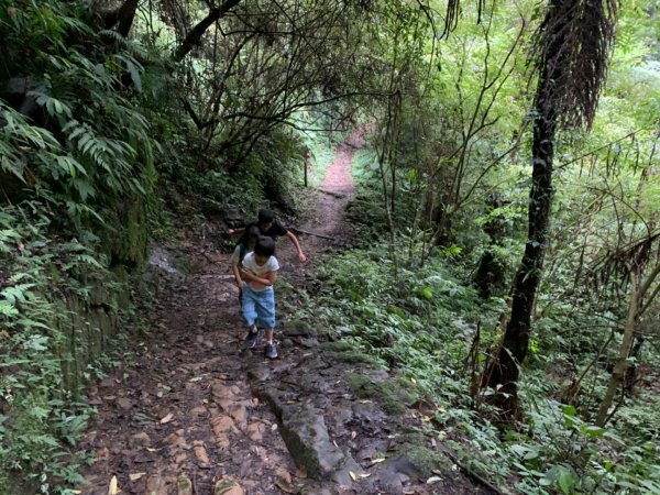 大湖馬拉邦山（小百岳）1065693