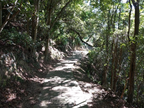 《馬祖卡蹓南竿之旅》雲台山(小百岳#98)。戰地風情。人文景點。海岸風光1451423