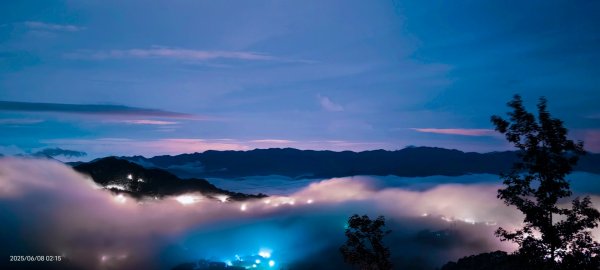 二格山 #琉璃光 #雲海流瀑 #雲瀑 #火燒雲 #霞光 #斜射光 #日出 6/82805822