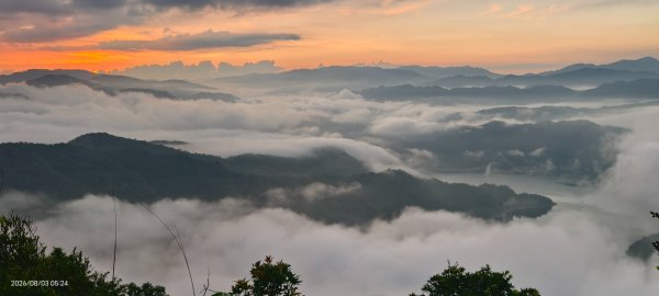 #石碇後山 #月亮 #曙光 #反燒 #日出 #雲海 8/3&103094732