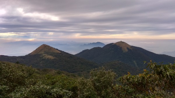 大屯山霧霾252254