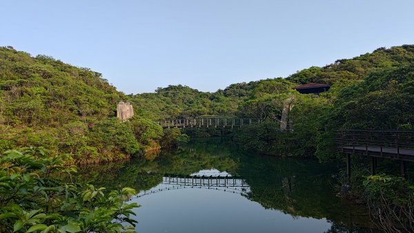 大武崙山、情人湖