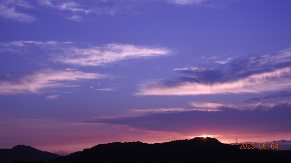 雲山水花鳥蝶-天龍國阿伯的日常5/4翡翠水庫壩頂日出&雲海2140838