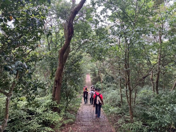 三員縱走 三角山-員屯山封面