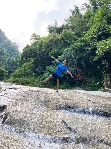 千層岩瀑布丶西阿里關山丶茅山南峰1851191