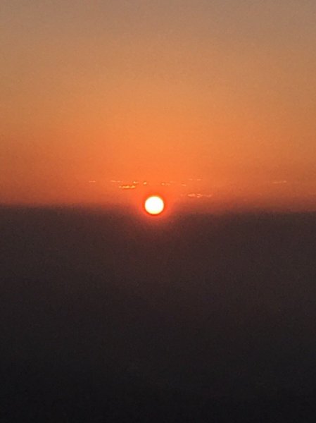 秋陽、金芒、基隆山464504