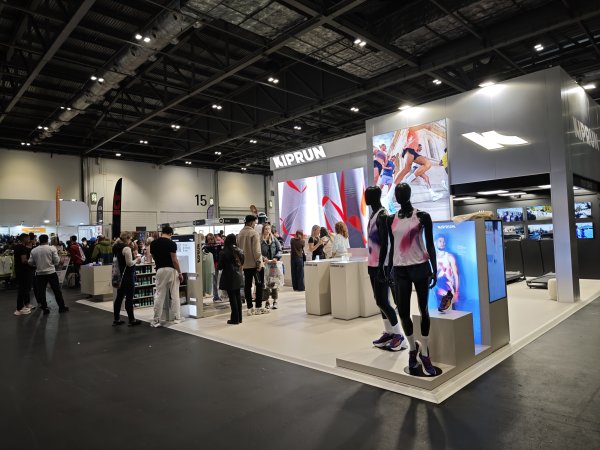 2025_0425 倫敦馬拉松順遊西歐 D7b(領倫敦馬拉松參賽物資)2793728