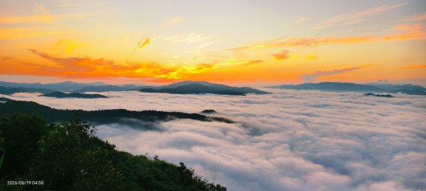 #石碇後山  #雲海 #日出 首登 #中嶺山 6/193075989