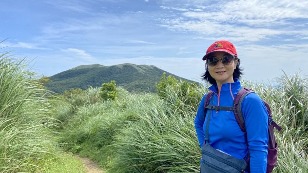 臺灣的富士山-磺嘴山|訪翠翠谷|擎天崗進出|峯花雪月2243642