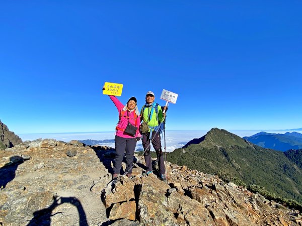 終於踏上十峻之首玉山東峰202010071125016