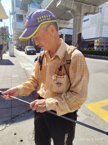 內湖碧湖公園步道、郭子儀紀念堂、獅頭山、大港墘公園、宏匯瑞光廣場2813417