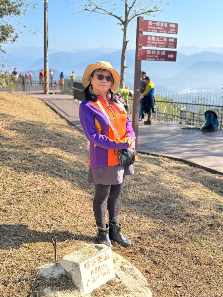 金龍山看山嵐風情2679519