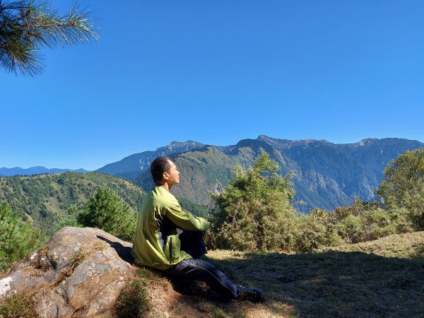 【南投信義】鹿林山、麟趾山大O形．離玉山更近了