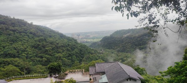 聖母登山步道2599817