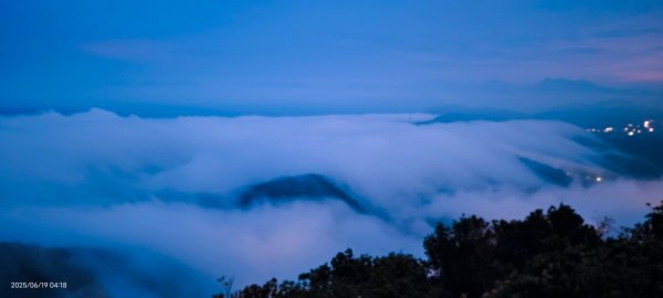 二格山 #琉璃光 #雲海流瀑 #雲瀑 #火燒雲 #霞光 #日出 6/192815299