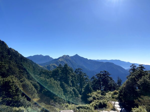 奇萊南峰、南華山下光被八表770018