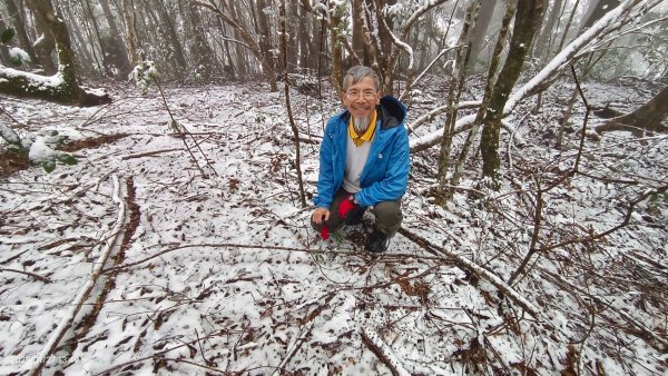 我的2025第一場雪，包場夫婦山，獨享差強人意的雪景&雲海。1/272699857