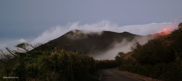 #大屯山 #雲瀑 #琉璃光 3/253023190