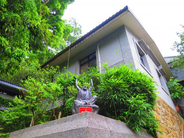 穀雨時節 走指南宮朝聖步道 遇見油桐花 也遇見自己2156750