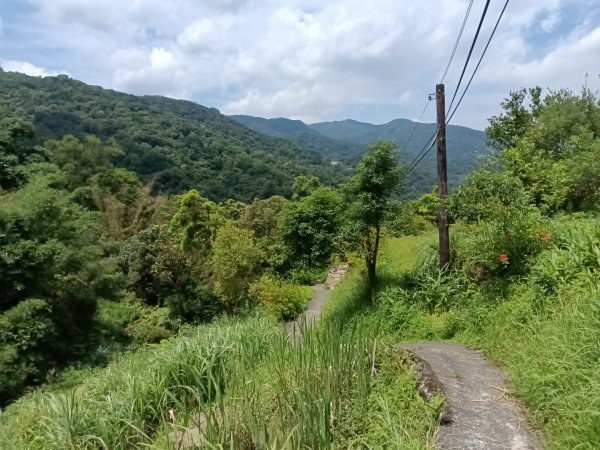 汐止區姜子寮田園步道+旗尾崙+姜子寮絕壁、瀑布O型2822240