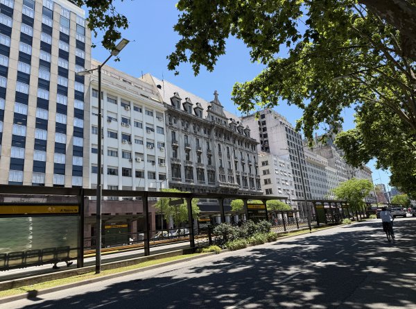 [紐約馬之行-58] 2025_1114 陸軍總部附近綠地2953812