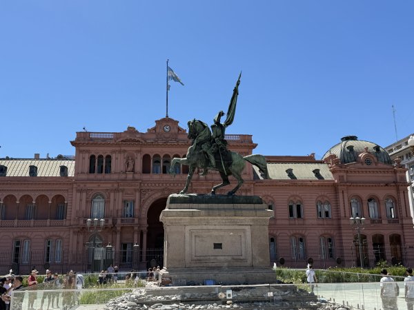 [紐約馬之行-56] 2025_1114 阿根廷總統府2953596