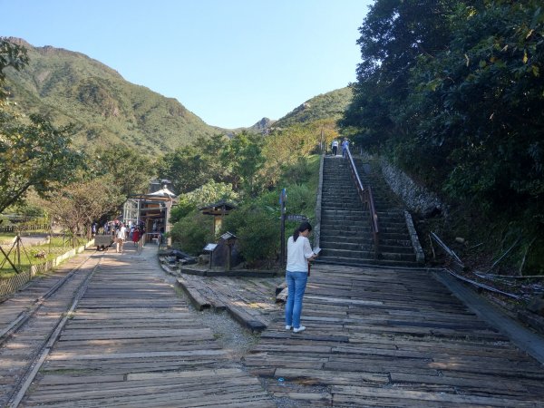 黃金神社步道694108