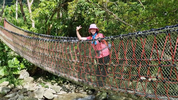 (姨婆趴趴走)第二十一集:桃園復興高遶溪古圳步道、新柑坪山、牛背岩環狀縱走2252294