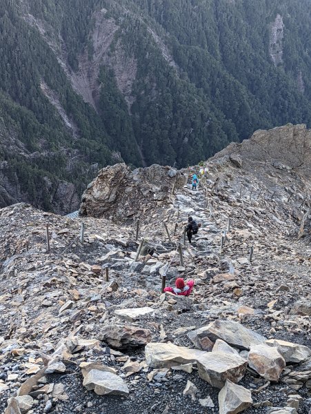 玉山西峰及山神廟、玉山主峰賞日出1838198