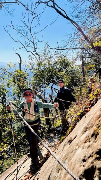 🌈1/4(日)來趣梅嶺~竹子尖山-獵鷹尖-一線天~梅子雞風味餐✨FB：熊熊趴爬走🌈2976841