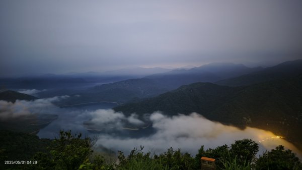 翡翠水庫壩頂 #火燒雲雲海 #日出雲海 #鱷魚島 #藍腹鷴 4/292773770