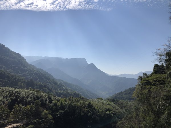 石盤谷步道上石壁山、好望角O型1602560