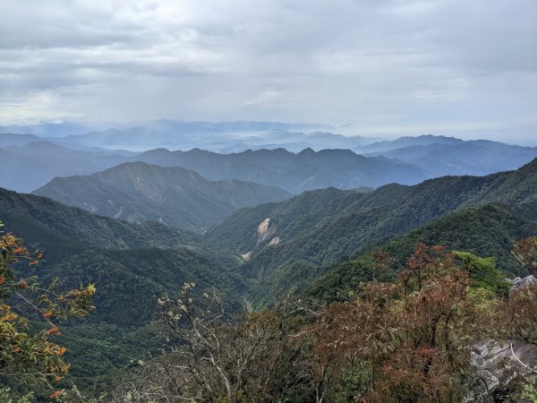 鳶嘴山稍來山1885871