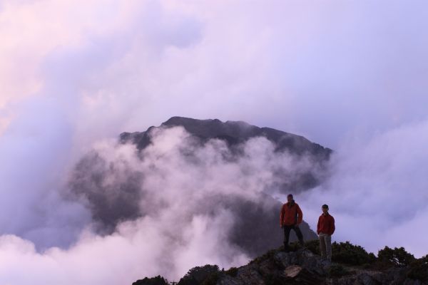 干卓萬群峰174749