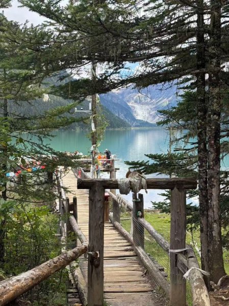 西藏的高山聖湖💙一措再措2907538