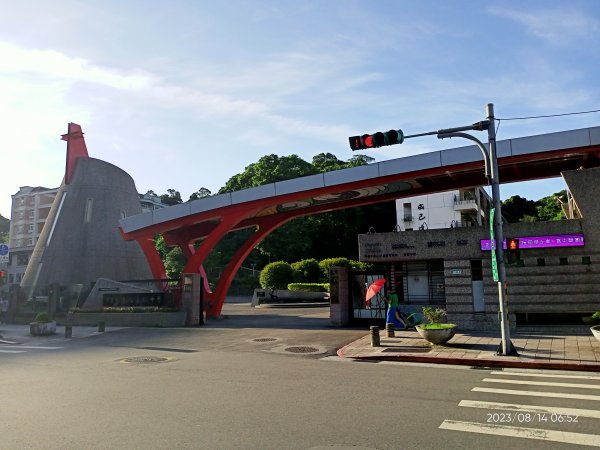 【臺北大縱走5】2-1碧山巖→忠勇山越嶺步道→金龍產業道路→圓明寺步道→鄭成功廟步道→文間山→劍南路2259482