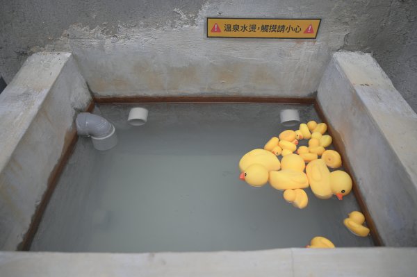 20251209中心新村-前衛戍醫院北投分院-北投國中開校紀念碑-七虎籃球場2958113